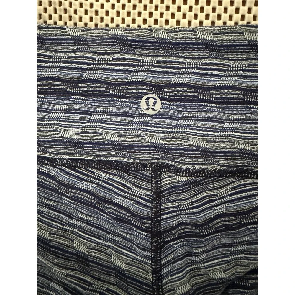 Lululemon Wunder Under 7/8 High Rise Leggings Women Size 6 Stretch Yoga Long 30